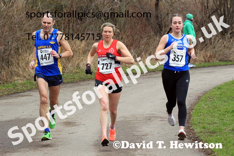 Senior women and veteran women and men over-50s NECAA Road Relay Champs., Hetton Lyons Park, Hetton le Hole, County Durham. Photo: David T. Hewitson/Sports for All Pics